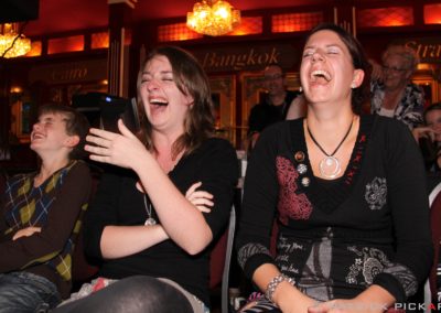 Lachen onder hypnose
